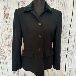 Classic Preppy Ralph Lauren Black Blazer with Velvet Collar